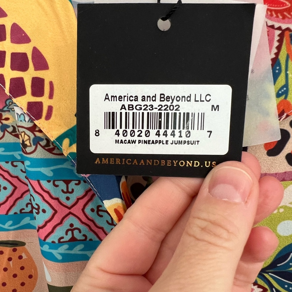 NWT Macaw Pineapple Jumpsuit, Romper, Vacation Wear, Size M - Picture 9 of 9